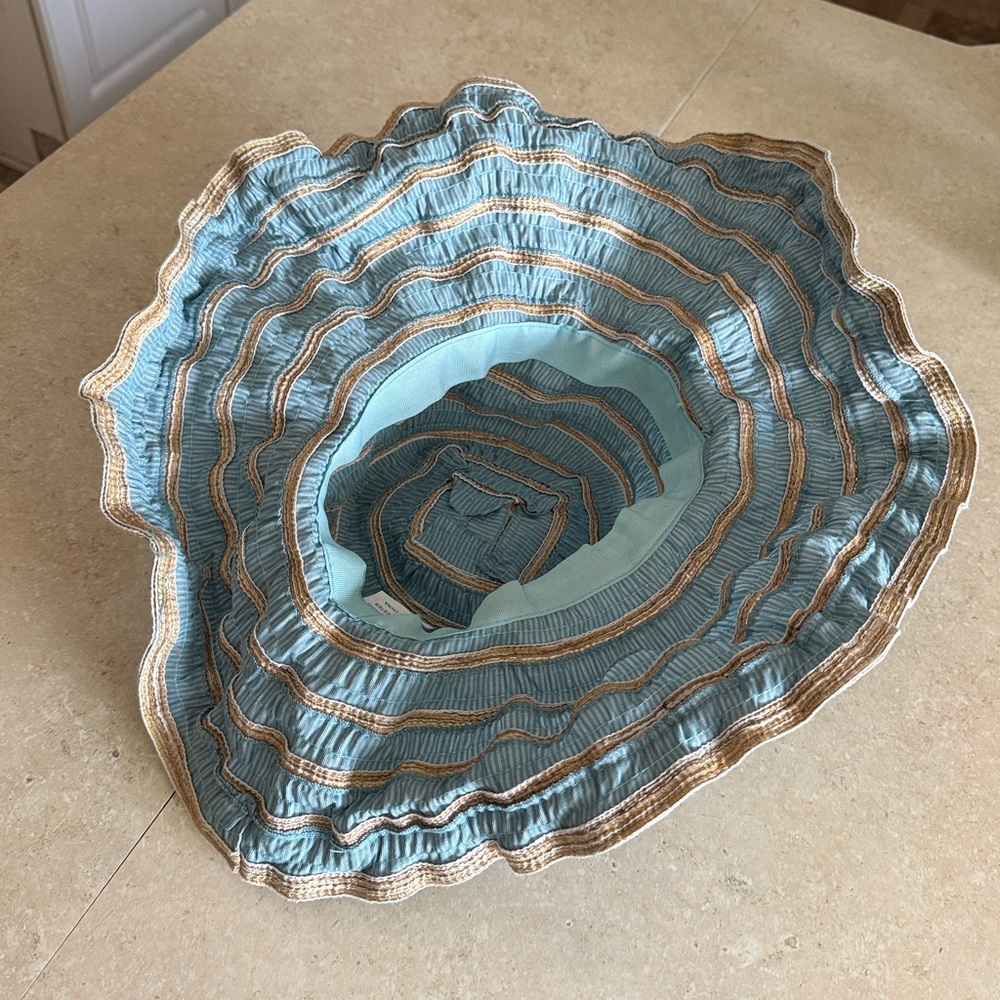 Unique sun hat - Picture 6 of 6